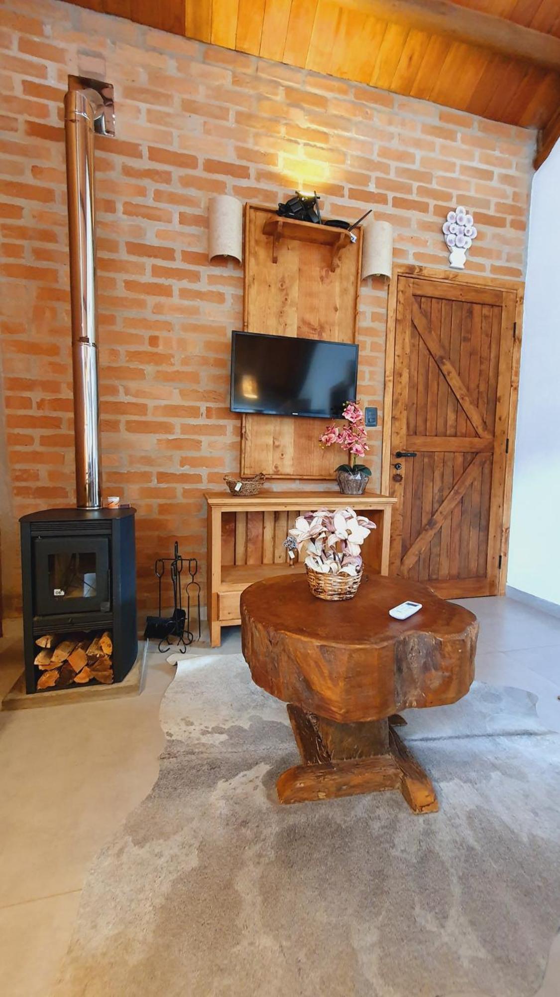 Pousada Ho'Oponopono Chalets & Wine Sapucai-Mirim Luaran gambar
