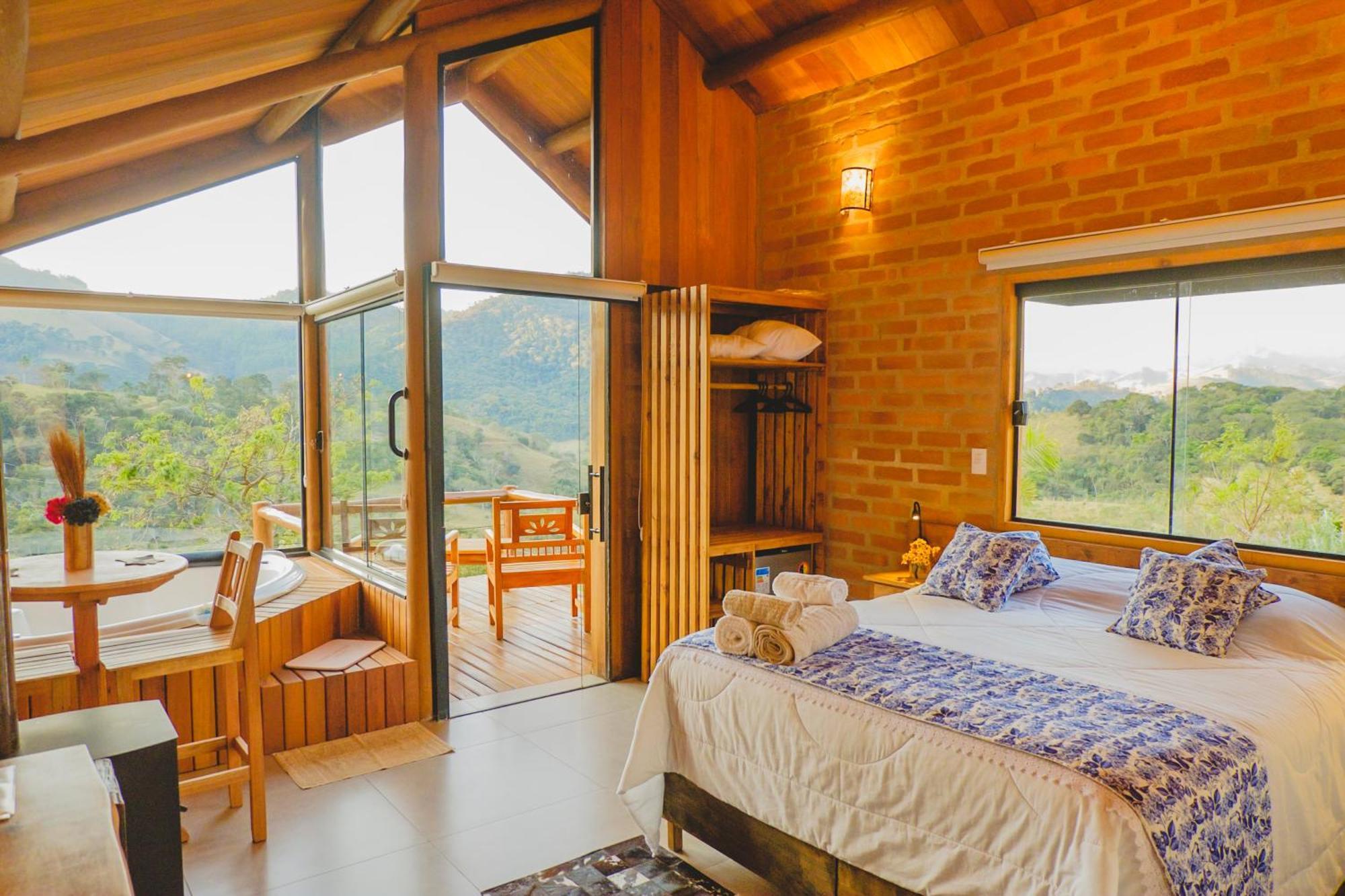 Pousada Ho'Oponopono Chalets & Wine Sapucai-Mirim Luaran gambar
